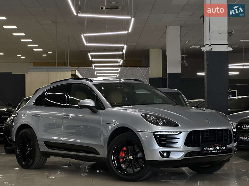 Porsche Macan 2016