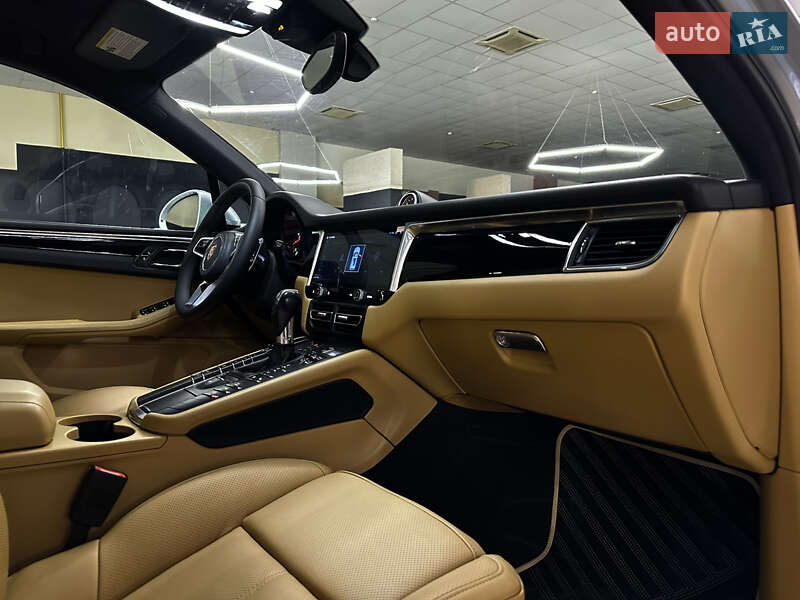 Внедорожник / Кроссовер Porsche Macan 2016 в Николаеве