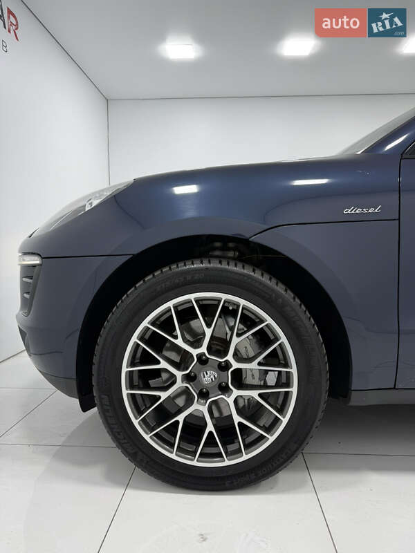 Внедорожник / Кроссовер Porsche Macan 2014 в Одессе