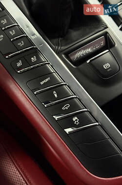 Внедорожник / Кроссовер Porsche Macan 2014 в 