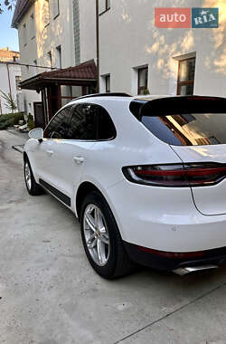 Внедорожник / Кроссовер Porsche Macan 2019 в 