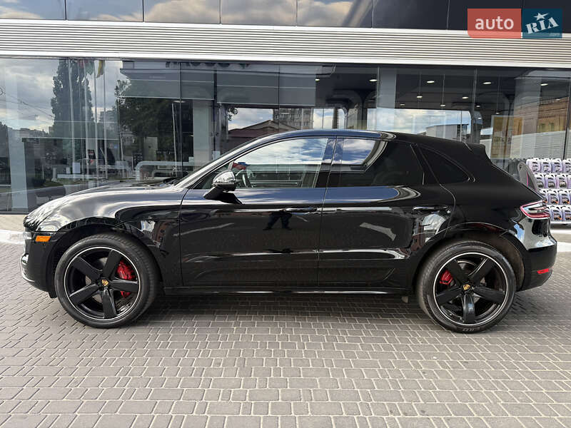 Внедорожник / Кроссовер Porsche Macan 2017 в 