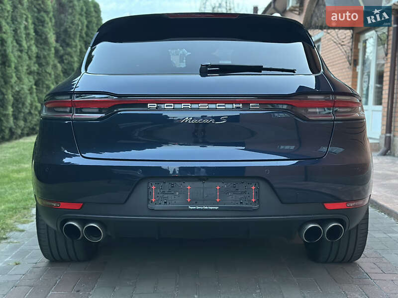 Внедорожник / Кроссовер Porsche Macan 2021 в Киеве