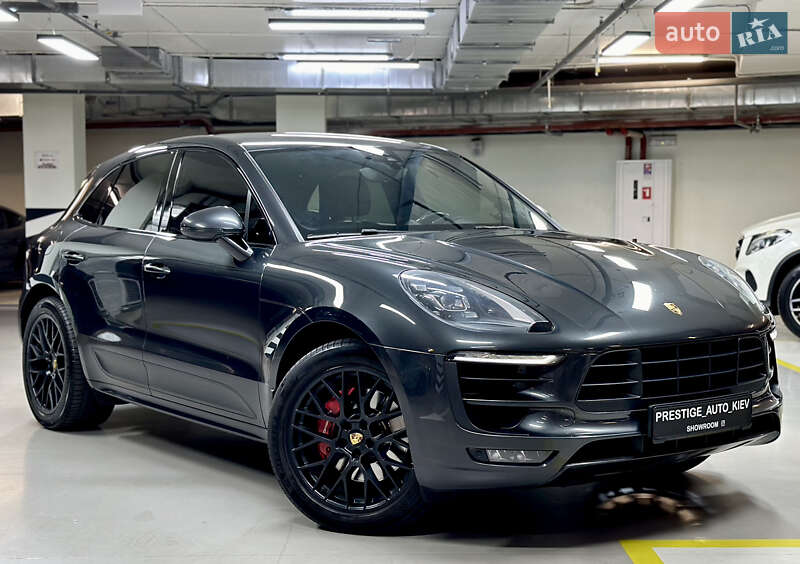 Внедорожник / Кроссовер Porsche Macan 2016 в Киеве