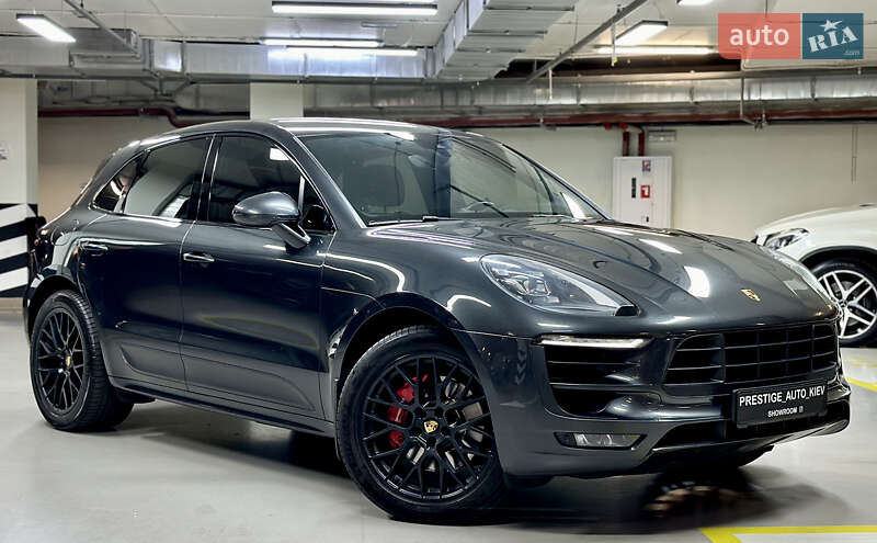 Внедорожник / Кроссовер Porsche Macan 2016 в Киеве