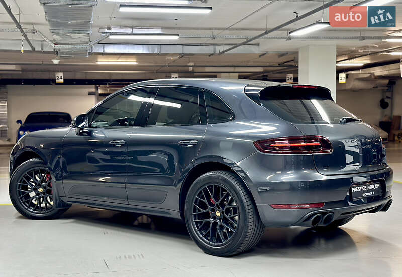 Внедорожник / Кроссовер Porsche Macan 2016 в Киеве