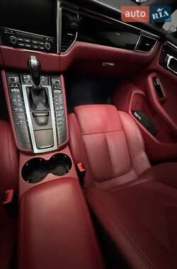 Внедорожник / Кроссовер Porsche Macan 2016 в 