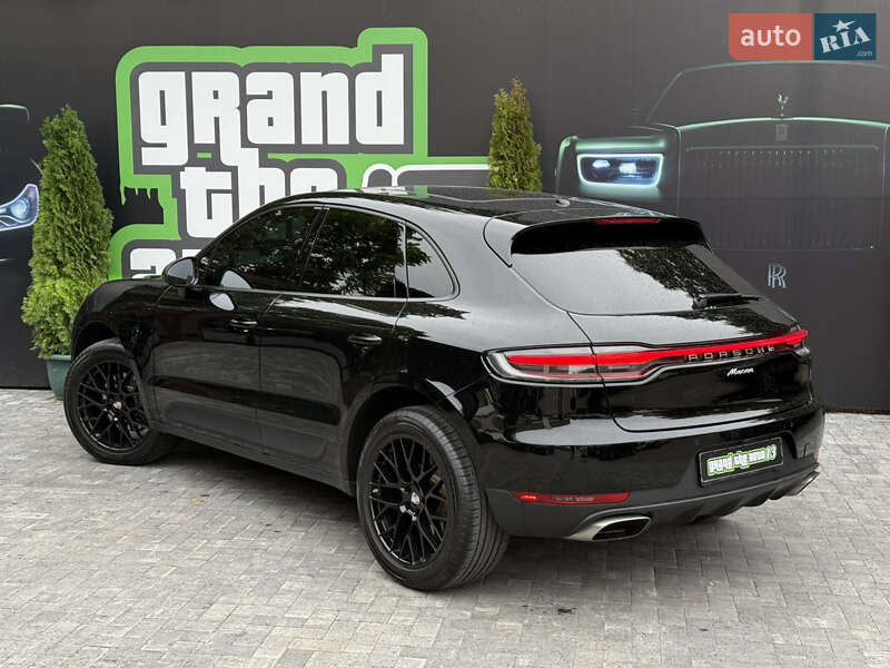 Внедорожник / Кроссовер Porsche Macan 2020 в Киеве