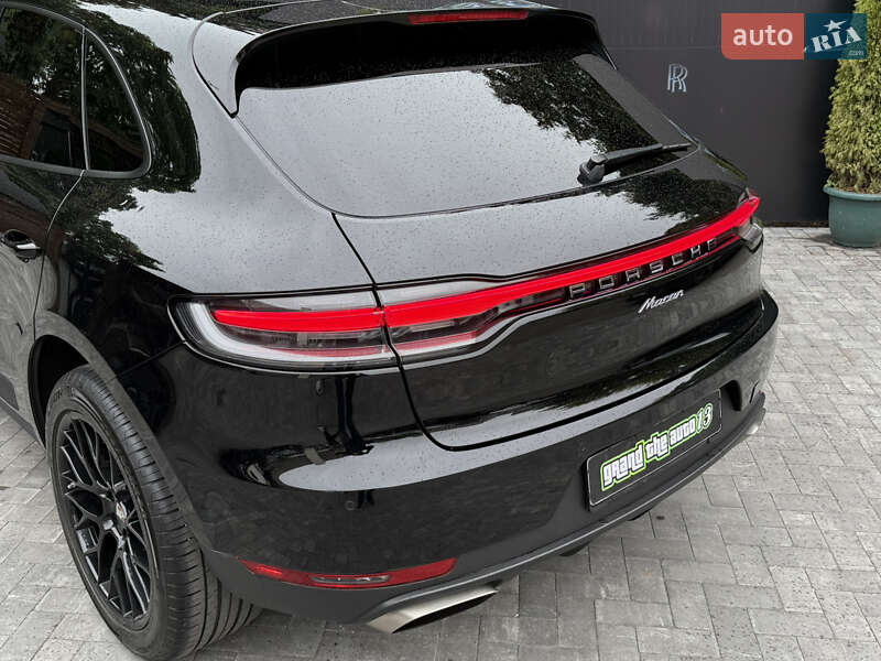 Внедорожник / Кроссовер Porsche Macan 2020 в Киеве