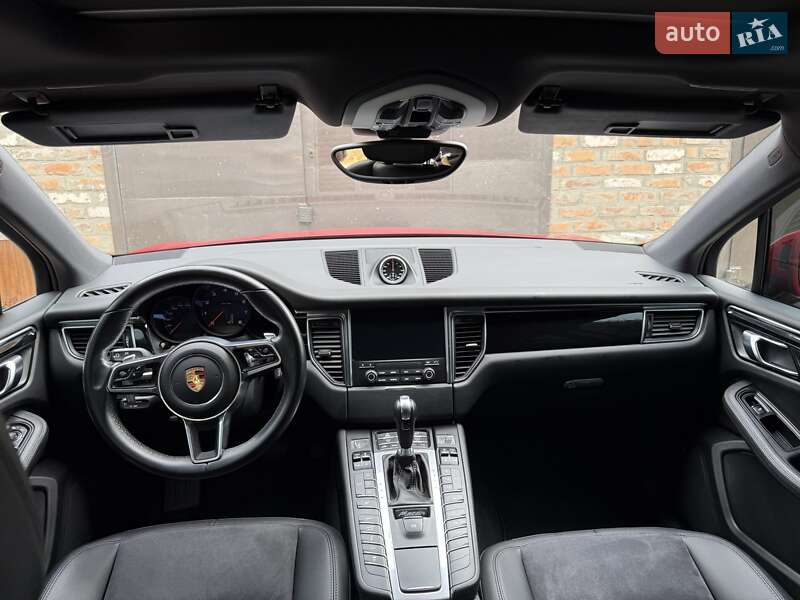 Позашляховик / Кросовер Porsche Macan 2018 в Пирятині
