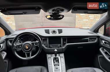 Внедорожник / Кроссовер Porsche Macan 2018 в 