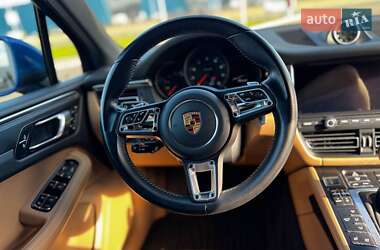 Внедорожник / Кроссовер Porsche Macan 2020 в 
