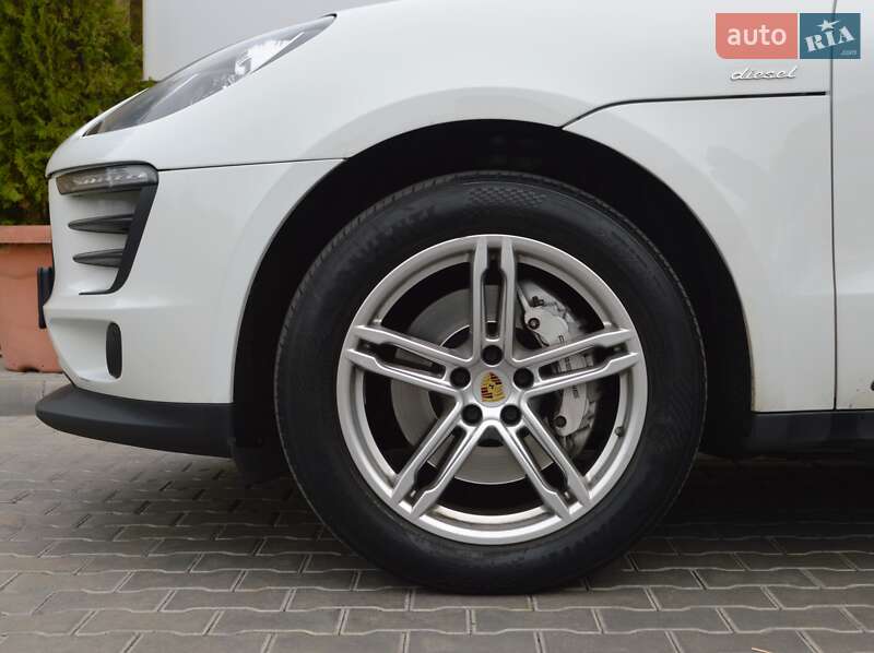 Внедорожник / Кроссовер Porsche Macan 2015 в Одессе