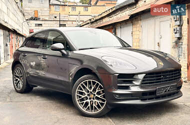 Внедорожник / Кроссовер Porsche Macan 2019 в Киеве