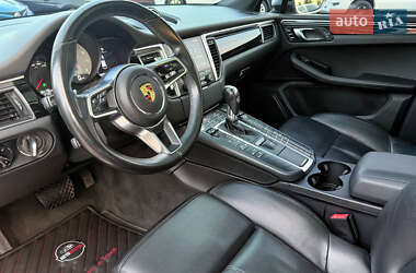 Позашляховик / Кросовер Porsche Macan 2017 в 