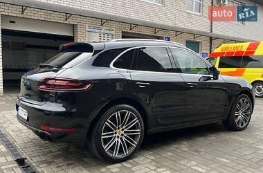 Внедорожник / Кроссовер Porsche Macan 2017 в 