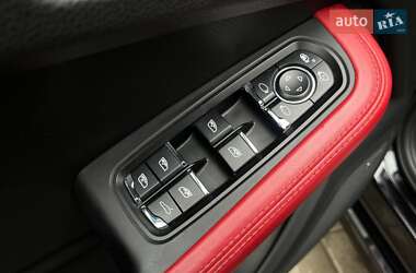 Внедорожник / Кроссовер Porsche Macan 2017 в 