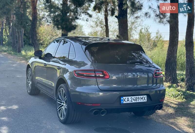 Внедорожник / Кроссовер Porsche Macan 2014 в Киеве
