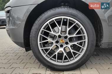 Внедорожник / Кроссовер Porsche Macan 2018 в 