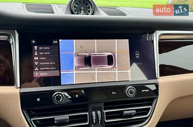 Внедорожник / Кроссовер Porsche Macan 2021 в 