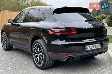 Внедорожник / Кроссовер Porsche Macan 2015 в 