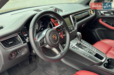 Внедорожник / Кроссовер Porsche Macan 2015 в 
