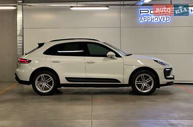 Внедорожник / Кроссовер Porsche Macan 2024 в 