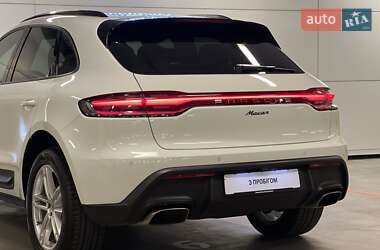 Внедорожник / Кроссовер Porsche Macan 2024 в 
