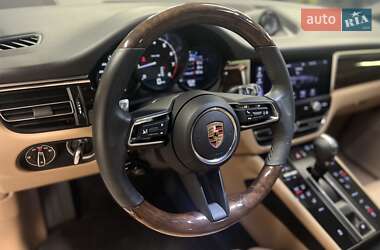 Внедорожник / Кроссовер Porsche Macan 2024 в 