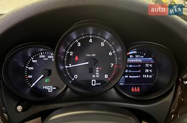 Внедорожник / Кроссовер Porsche Macan 2024 в 