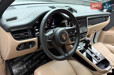 Внедорожник / Кроссовер Porsche Macan 2023 в 