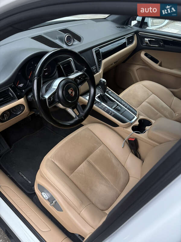 Внедорожник / Кроссовер Porsche Macan 2016 в Днепре фото 3 Внедорожник / Кроссовер Porsche Macan 2016 в Днепре