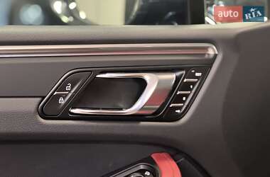 Внедорожник / Кроссовер Porsche Macan 2024 в 