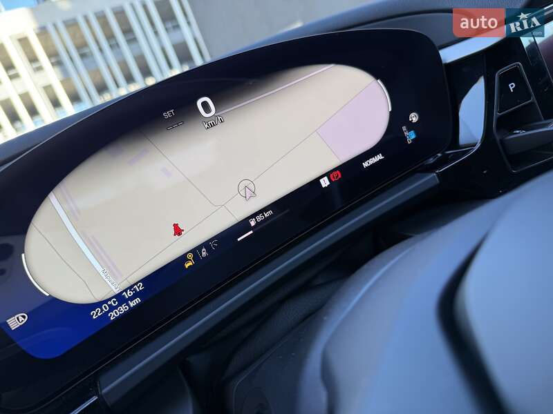 Внедорожник / Кроссовер Porsche Macan 2024 в Киеве
