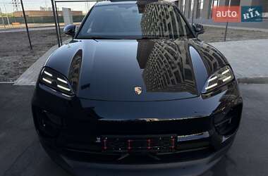 Внедорожник / Кроссовер Porsche Macan 2024 в 