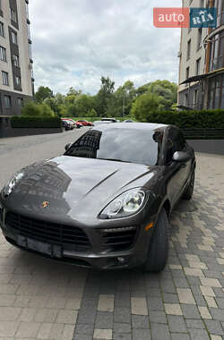 Внедорожник / Кроссовер Porsche Macan 2016 в 