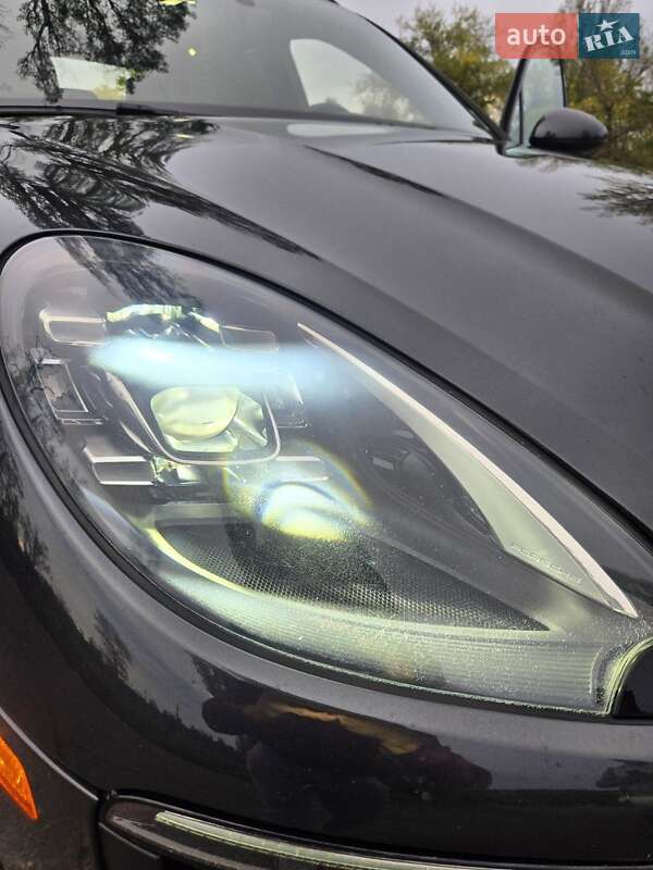 Позашляховик / Кросовер Porsche Macan 2016 в Кам'янському