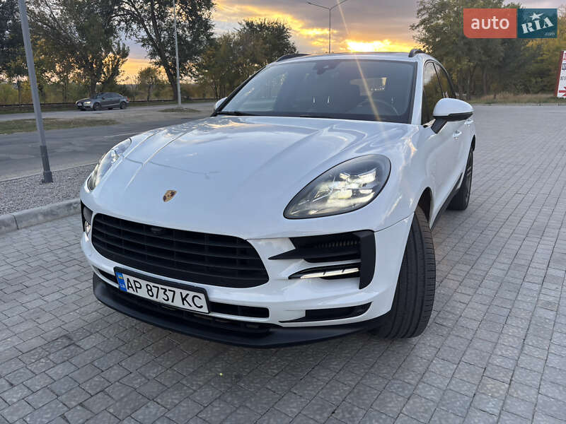 Внедорожник / Кроссовер Porsche Macan 2021 в Запорожье