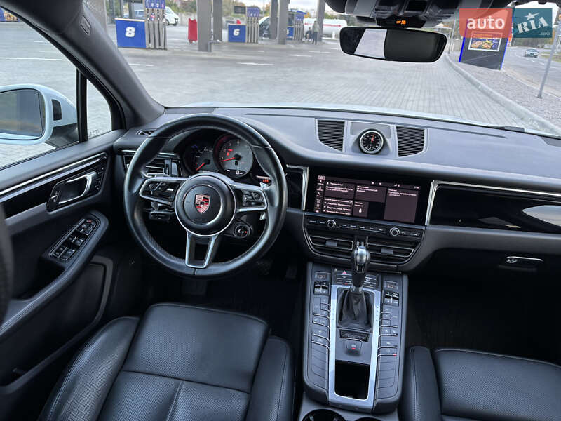 Внедорожник / Кроссовер Porsche Macan 2021 в Запорожье