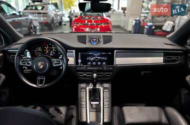 Внедорожник / Кроссовер Porsche Macan 2021 в 