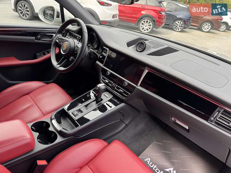 Внедорожник / Кроссовер Porsche Macan 2024 в Одессе