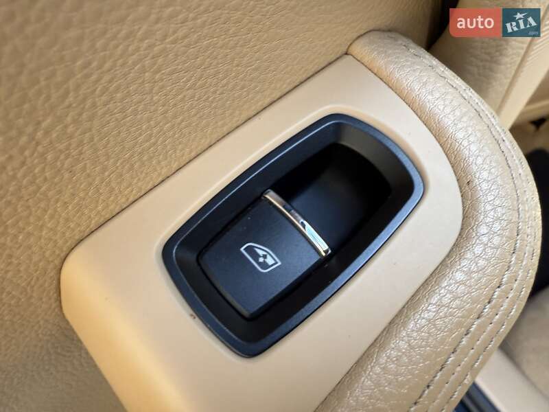 Внедорожник / Кроссовер Porsche Macan 2014 в Одессе