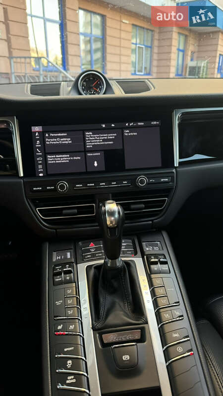 Внедорожник / Кроссовер Porsche Macan 2019 в Киеве