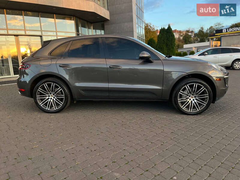 Внедорожник / Кроссовер Porsche Macan 2014 в Хмельницком