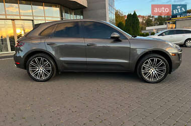 Внедорожник / Кроссовер Porsche Macan 2014 в 