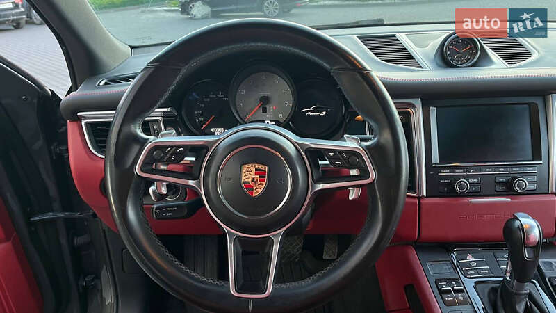 Внедорожник / Кроссовер Porsche Macan 2014 в Хмельницком