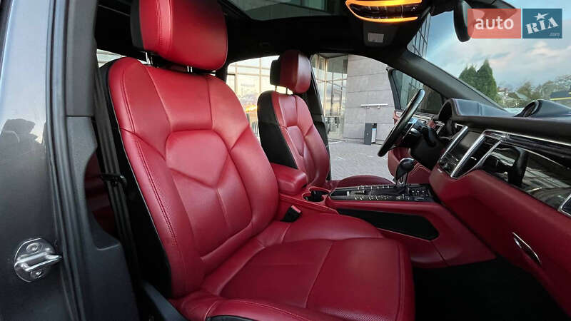 Внедорожник / Кроссовер Porsche Macan 2014 в Хмельницком