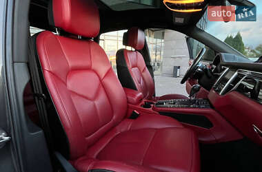 Внедорожник / Кроссовер Porsche Macan 2014 в 