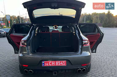 Внедорожник / Кроссовер Porsche Macan 2014 в 