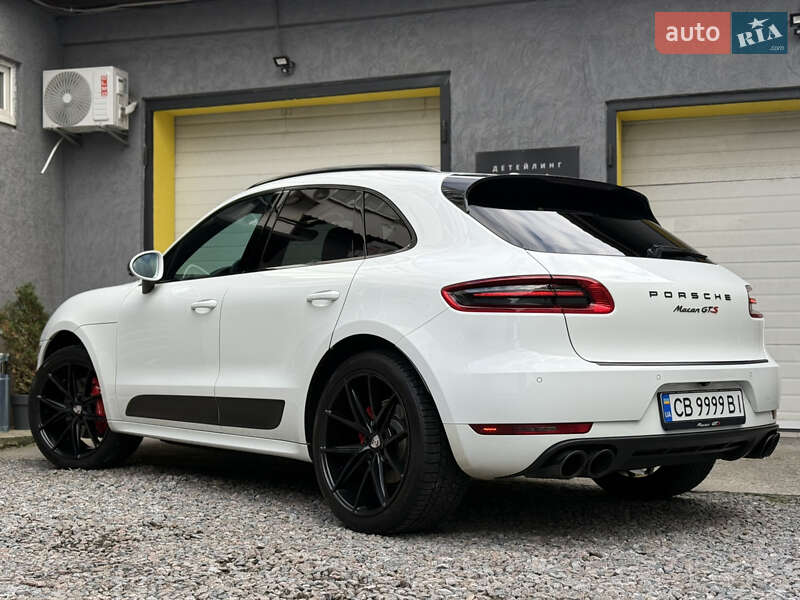 Внедорожник / Кроссовер Porsche Macan 2017 в Киеве